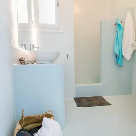 Апартаменты Mimosa Mosaic - Entire In Port