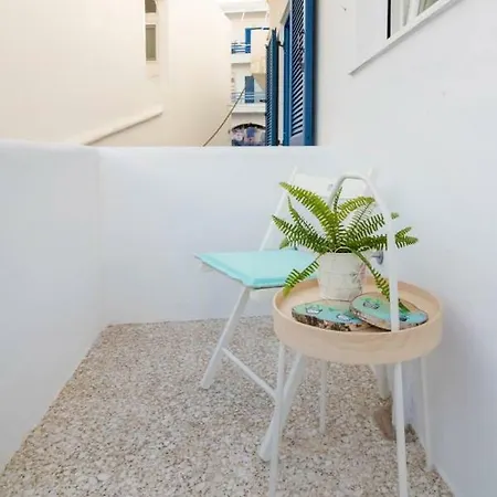 Mimosa Mosaic - Entire In Port